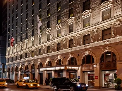 3* Paramount Times Square, New York